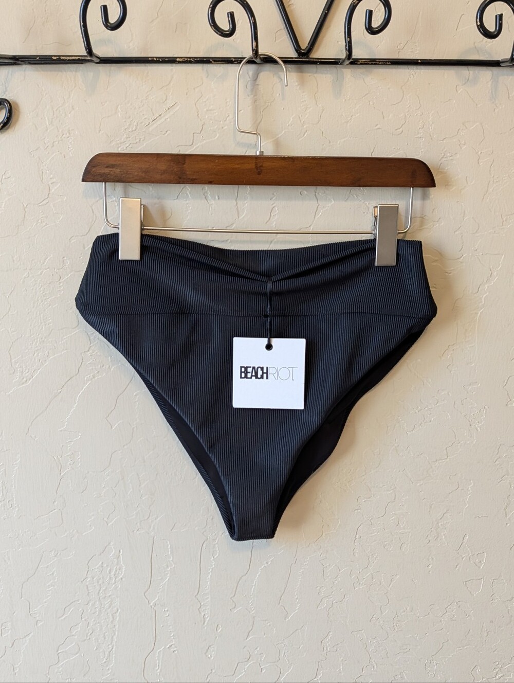 NWT Beach Riot Ribbed Bikini Bottom Black - Picture 3 of 7